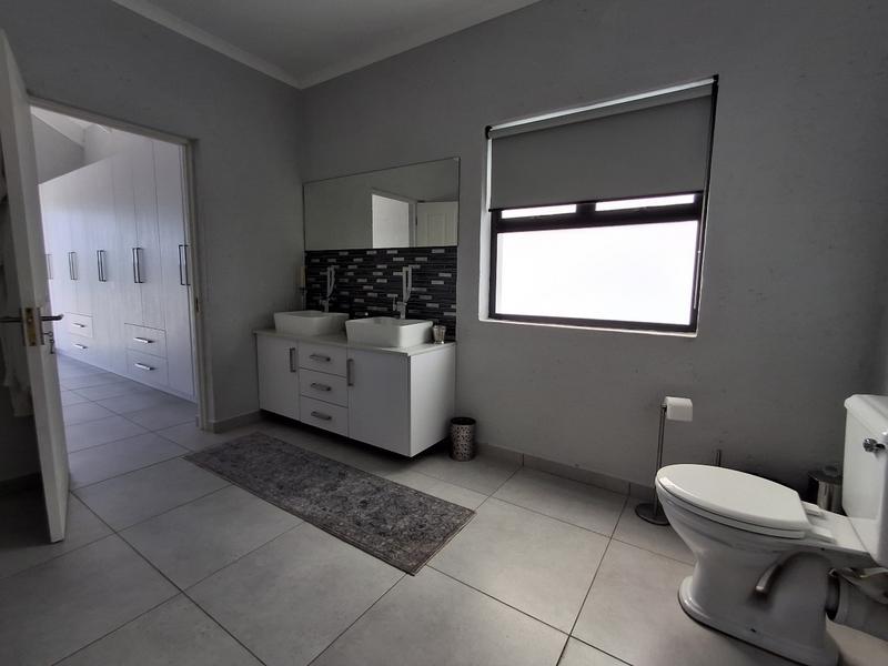 3 Bedroom Property for Sale in Da Gama Bay Western Cape